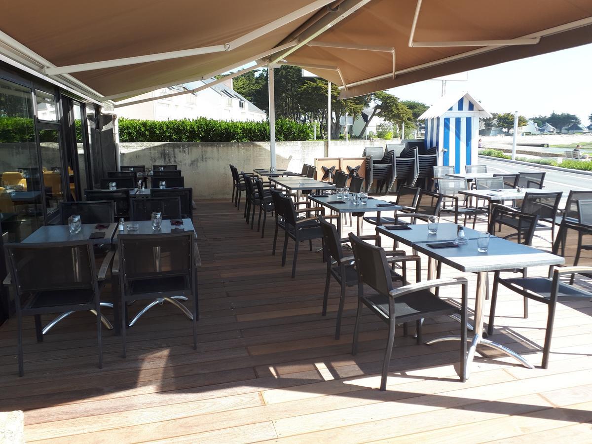 Hotel Du Port Bar Restaurant Sarzeau Exterior photo