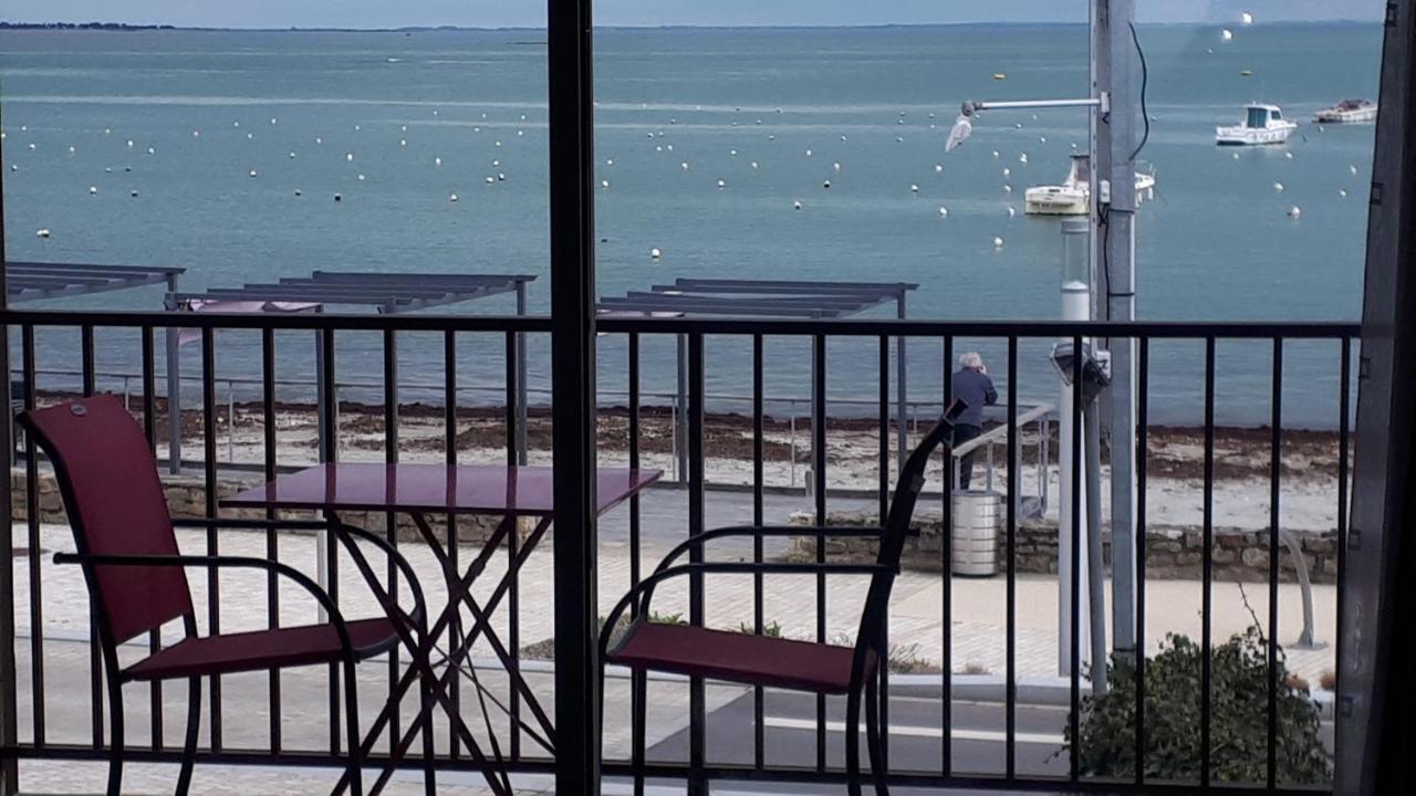 Hotel Du Port Bar Restaurant Sarzeau Exterior photo